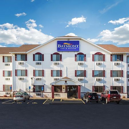 Hotel Baymont By Wyndham Cedar Rapids Exterior foto